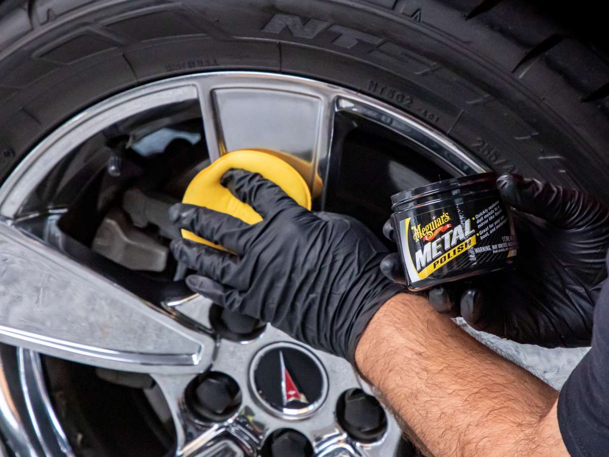 Metal Polish (177ml) - Meguiar’s - MineNext